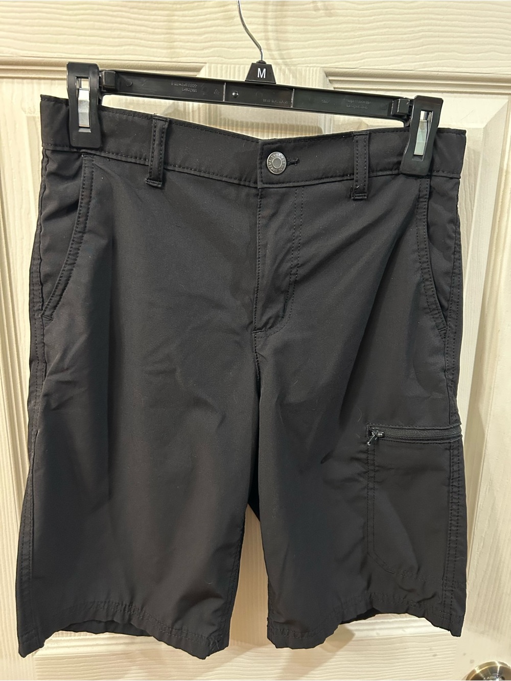 Sonoma Black Cargo Shorts with Zip Pocket